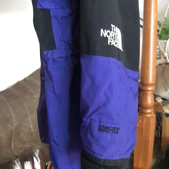 North Face winter coat.  From the 90’s.  P1080 - Picture 6 of 14